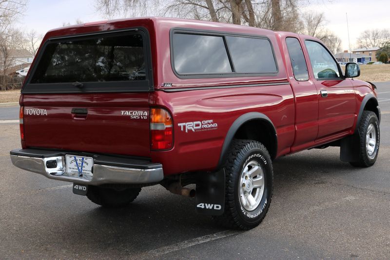 2000 Toyota Tacoma Photos