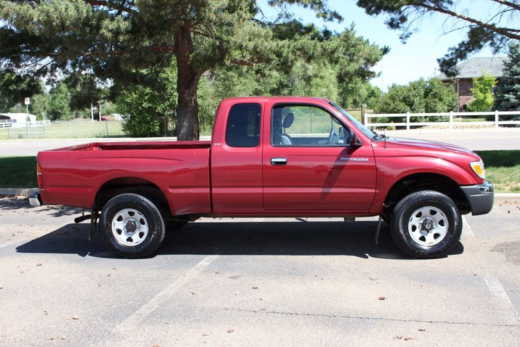 1999 Toyota Tacoma SR5 | Victory Motors of Colorado