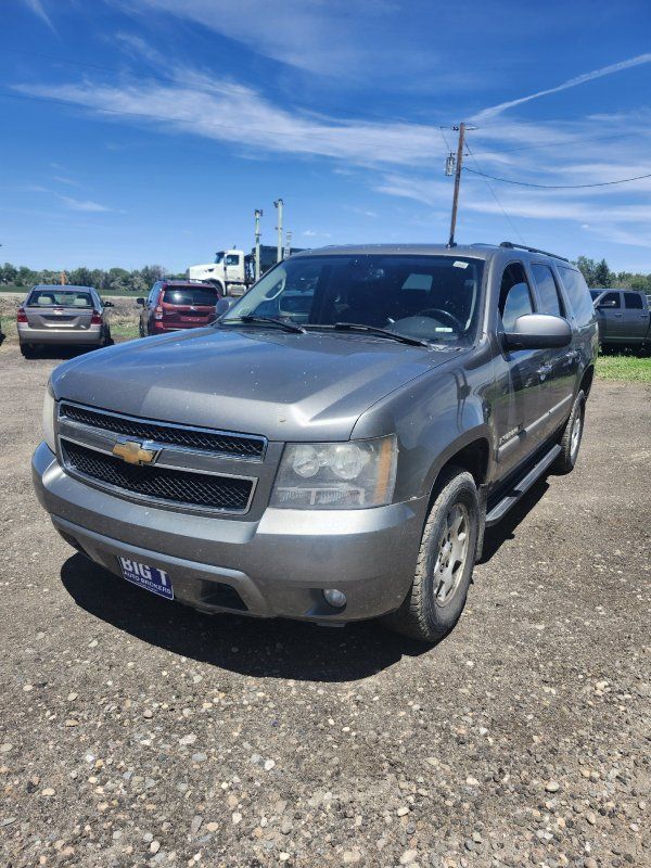 2007 Chevrolet Suburban 4WD 1500 w/LT's photo
