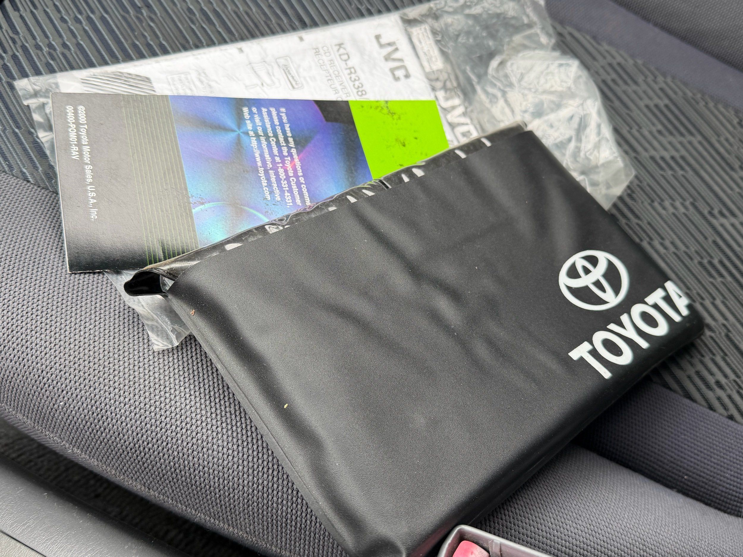 2001 Toyota Rav4 Base - Photo 25