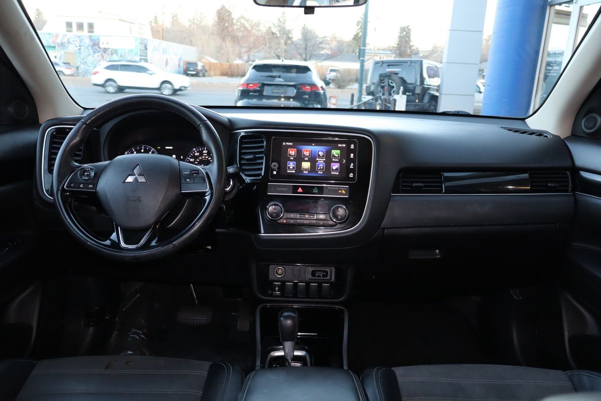 2019 Mitsubishi Outlander SE