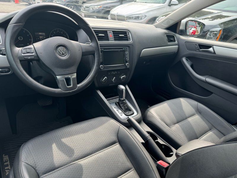 2013 Volkswagen Jetta SE photo 10