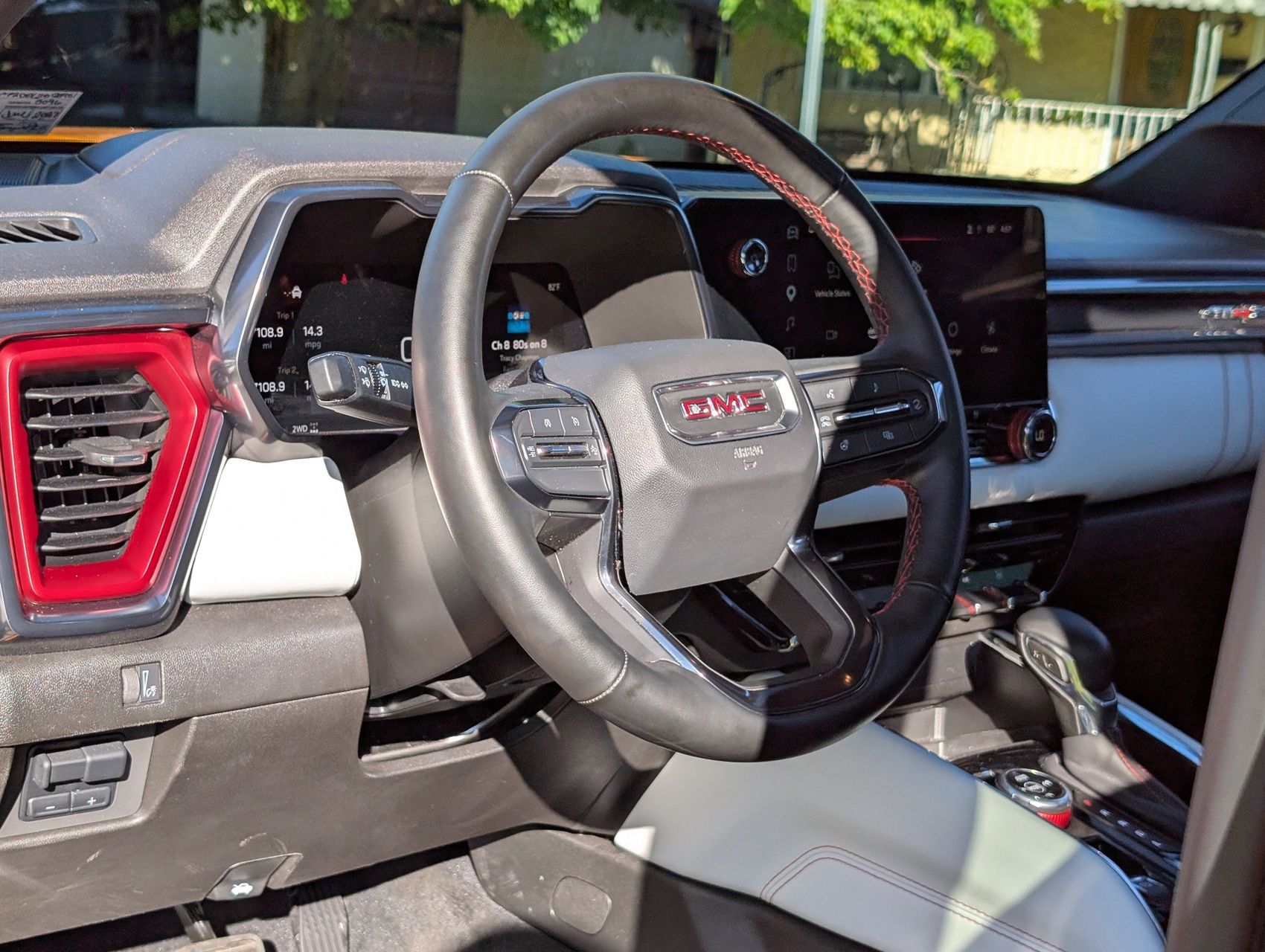 2025 GMC Canyon 53