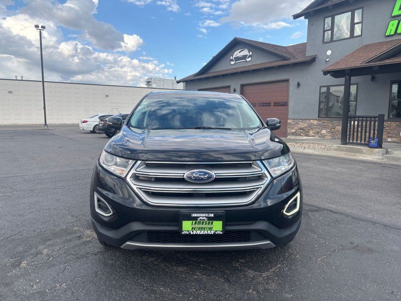 2015 Ford Edge Titanium photo 2