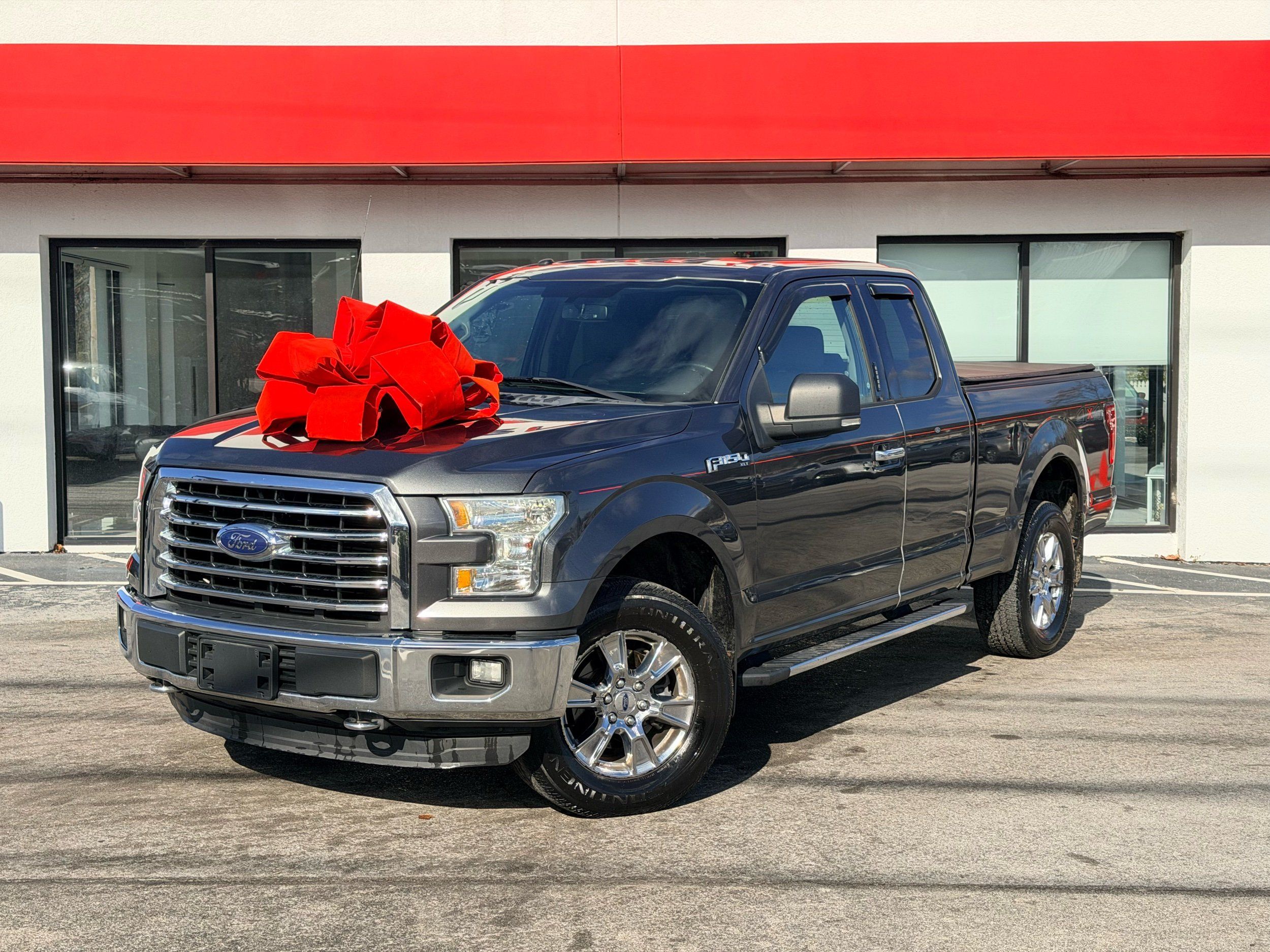 2016 Ford F-150 XLT's photo