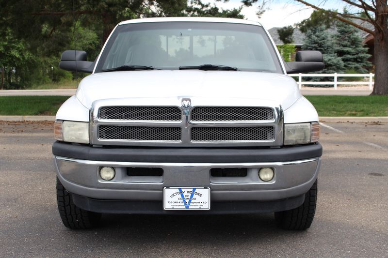 2001 Dodge Ram 2500 Photos