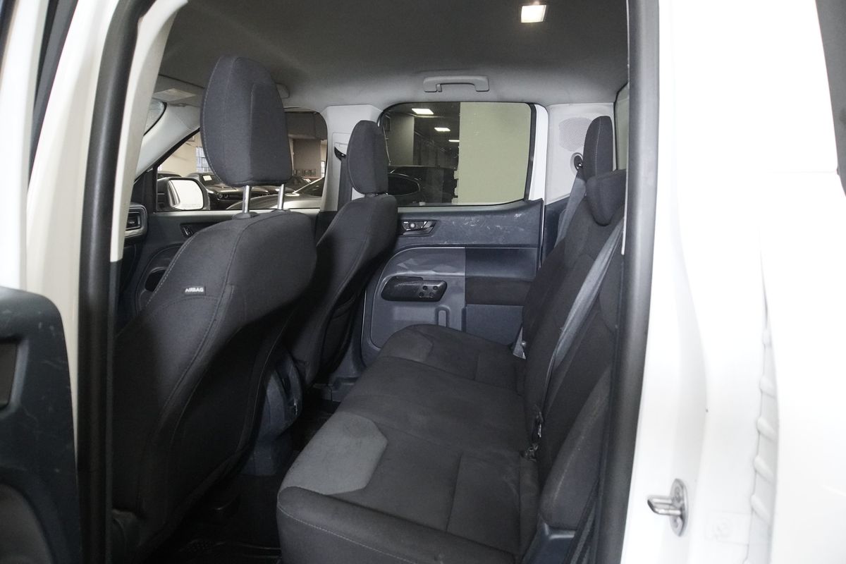 2022 Ford Maverick XL