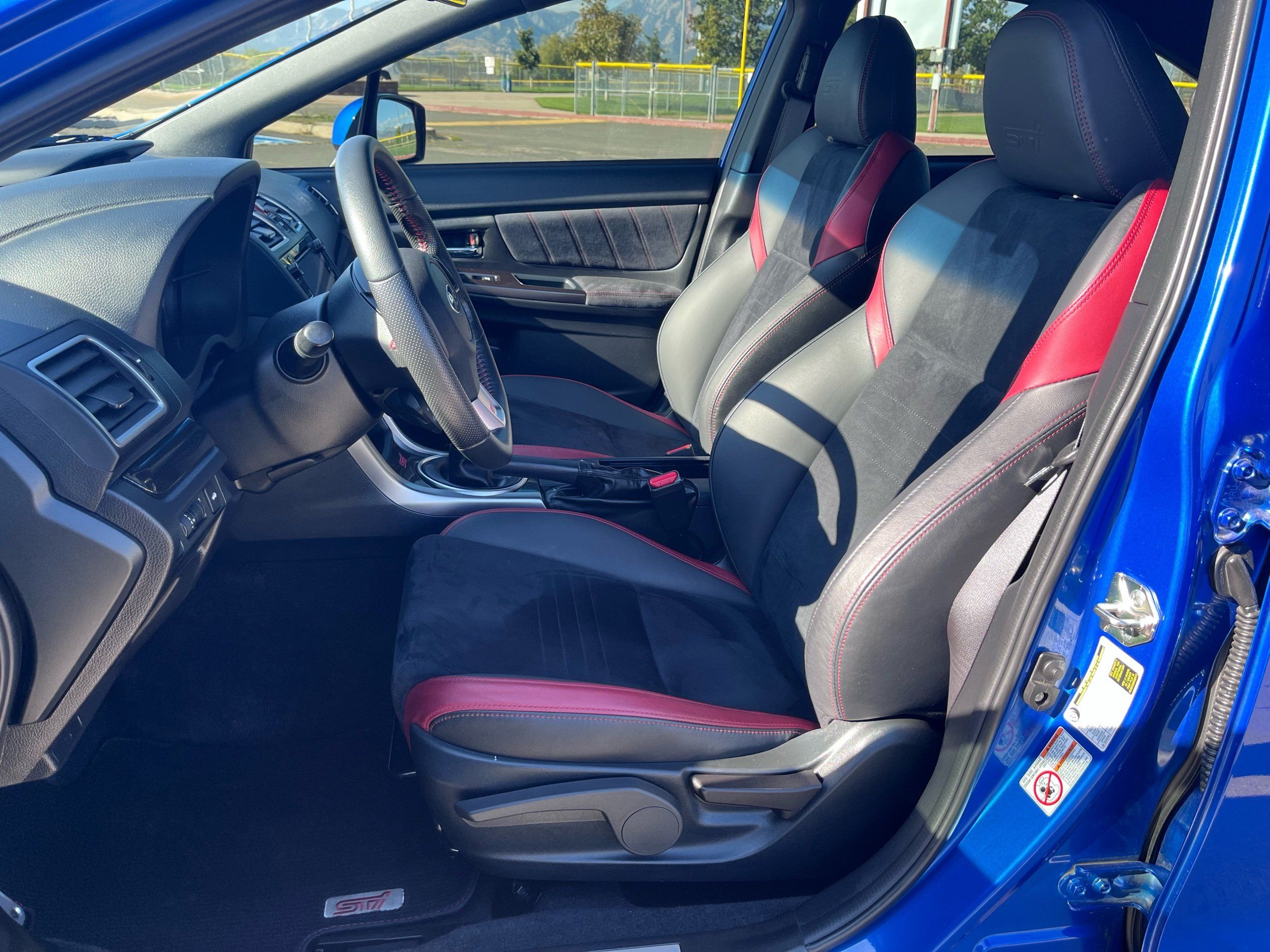 2017 Subaru WRX STI photo 18