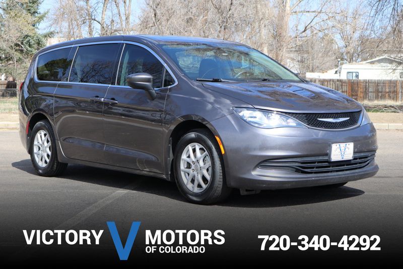 2019 Chrysler Pacifica LX | Victory Motors of Colorado