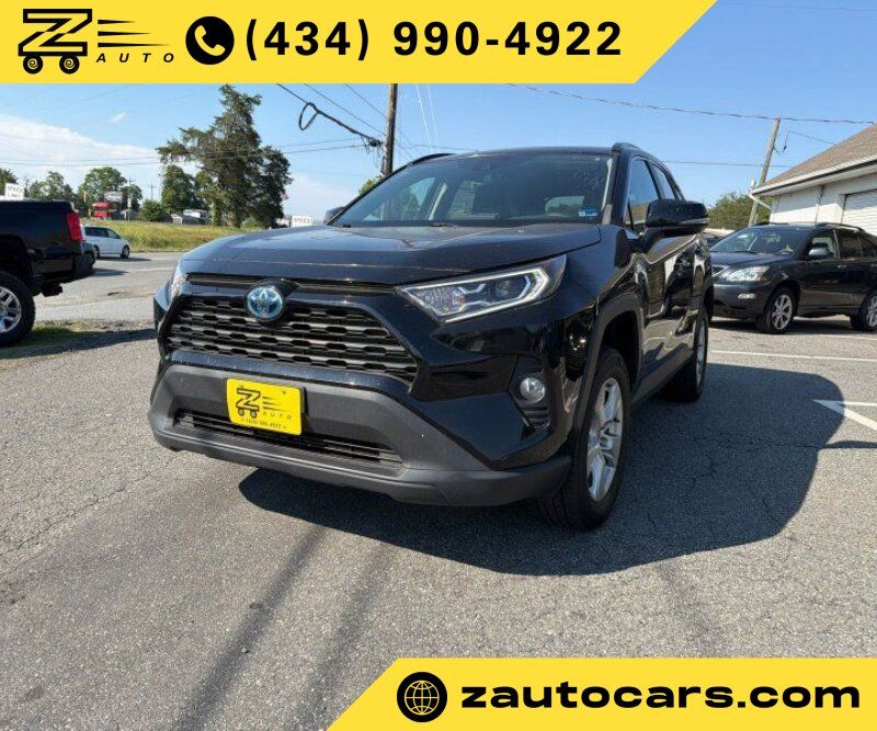 2021 Toyota RAV4's photo