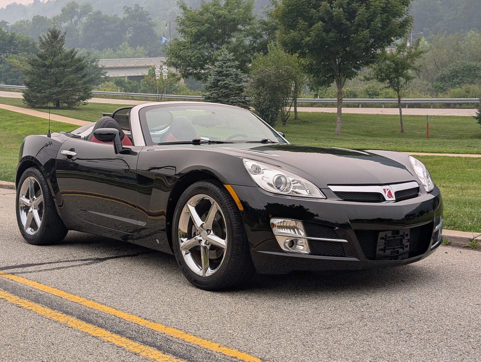 2007 Saturn Sky 3