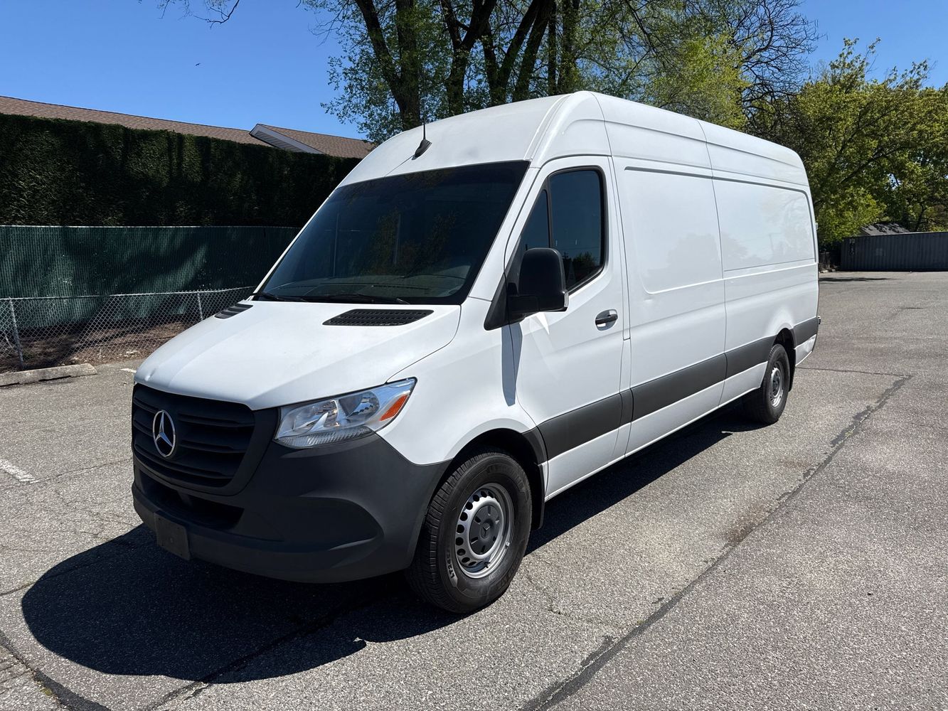 2023 Mercedes-Benz Sprinter 2500 170 WB High Roof's photo