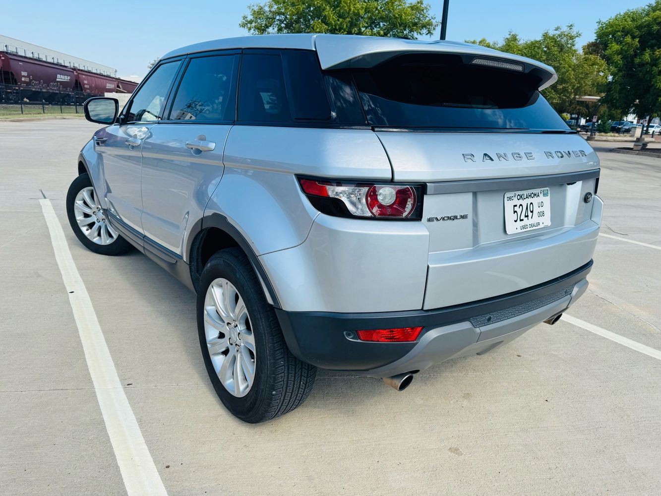 2013 Land Rover Range Rover Evoque Pure photo 4