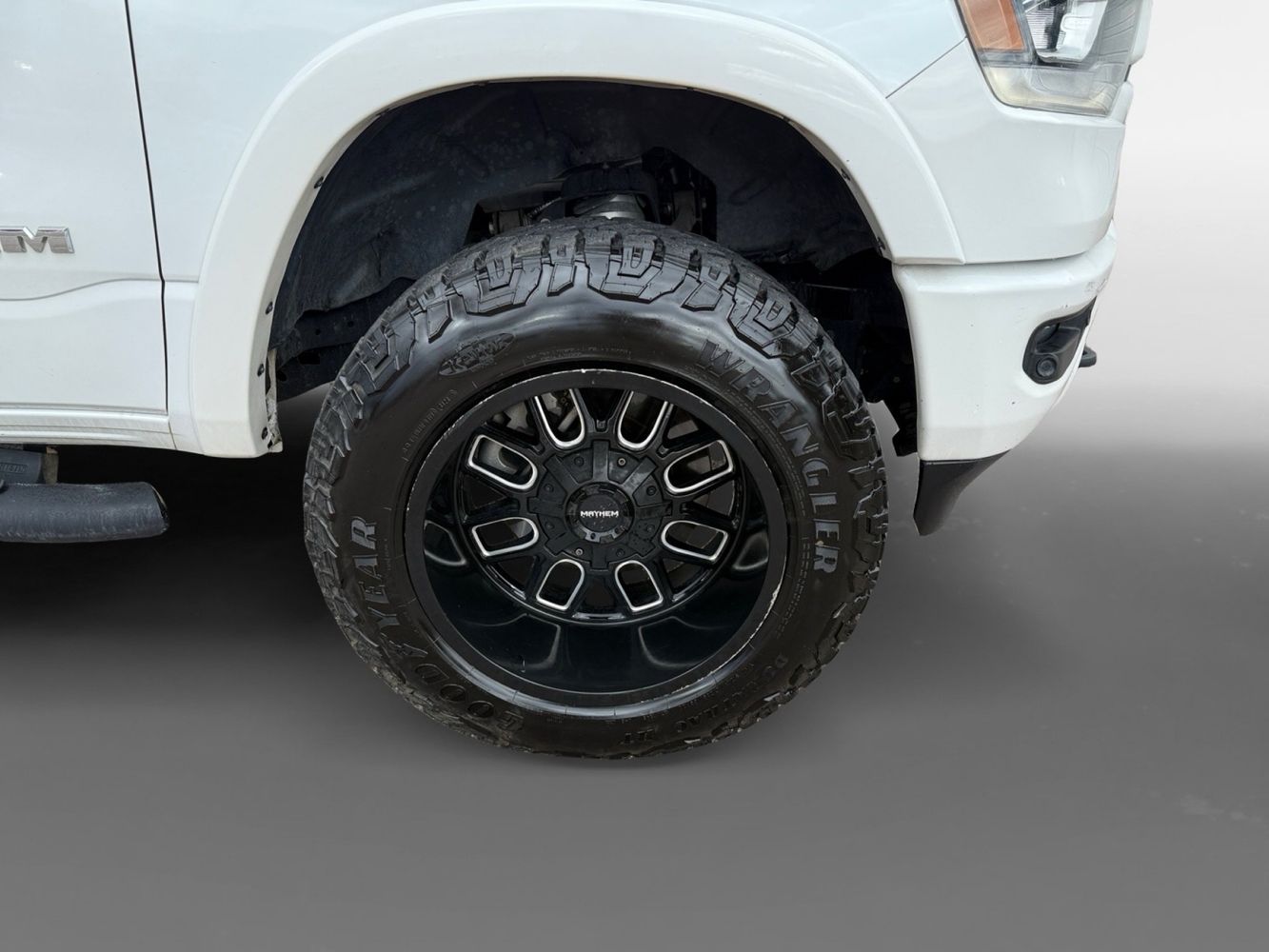 2019 Ram 1500 Laramie photo 15