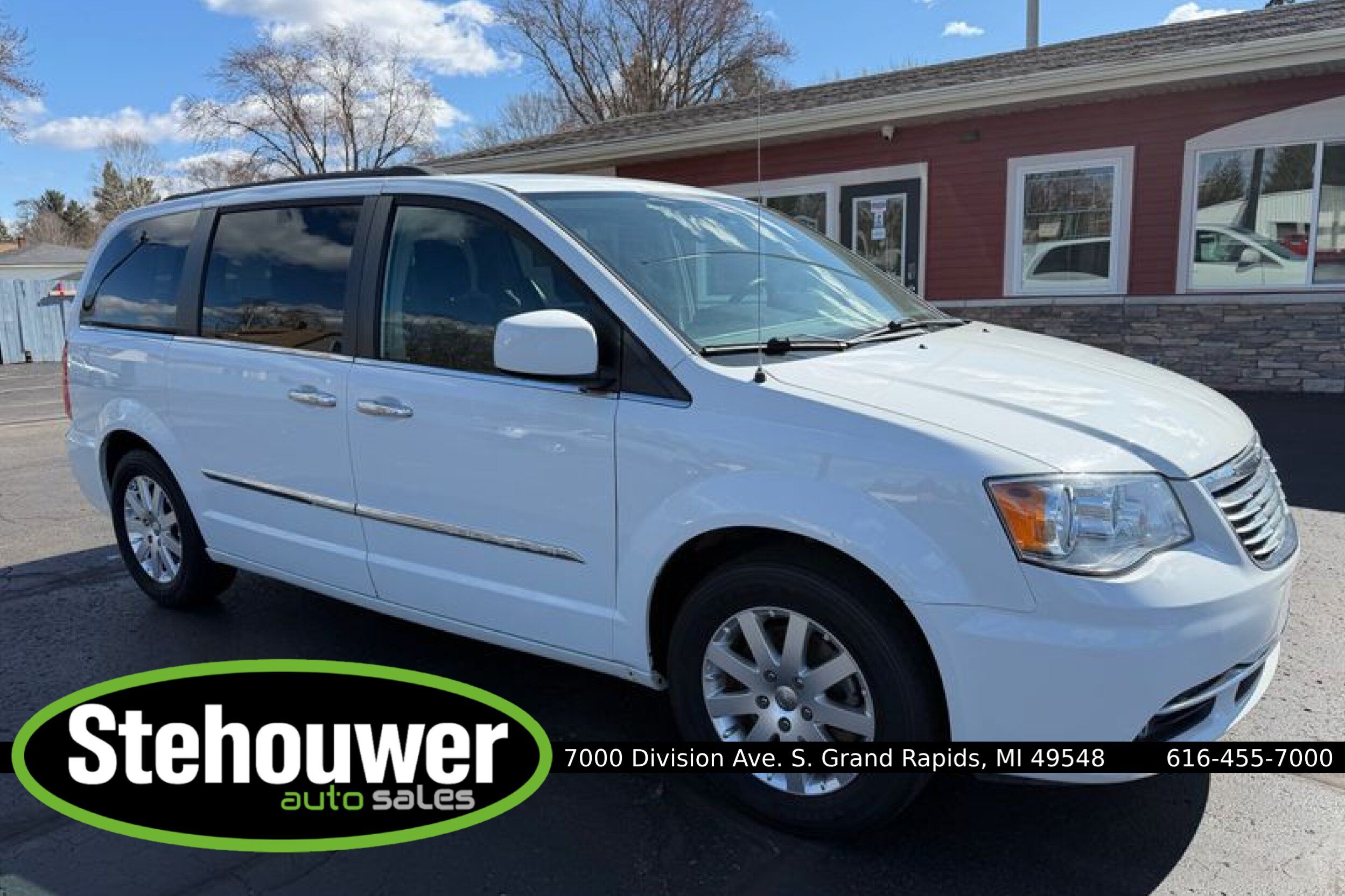 2016 Chrysler Town & Country Touring