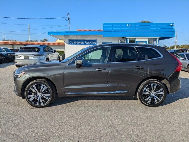 2022 Volvo XC60 Inscription photo 3