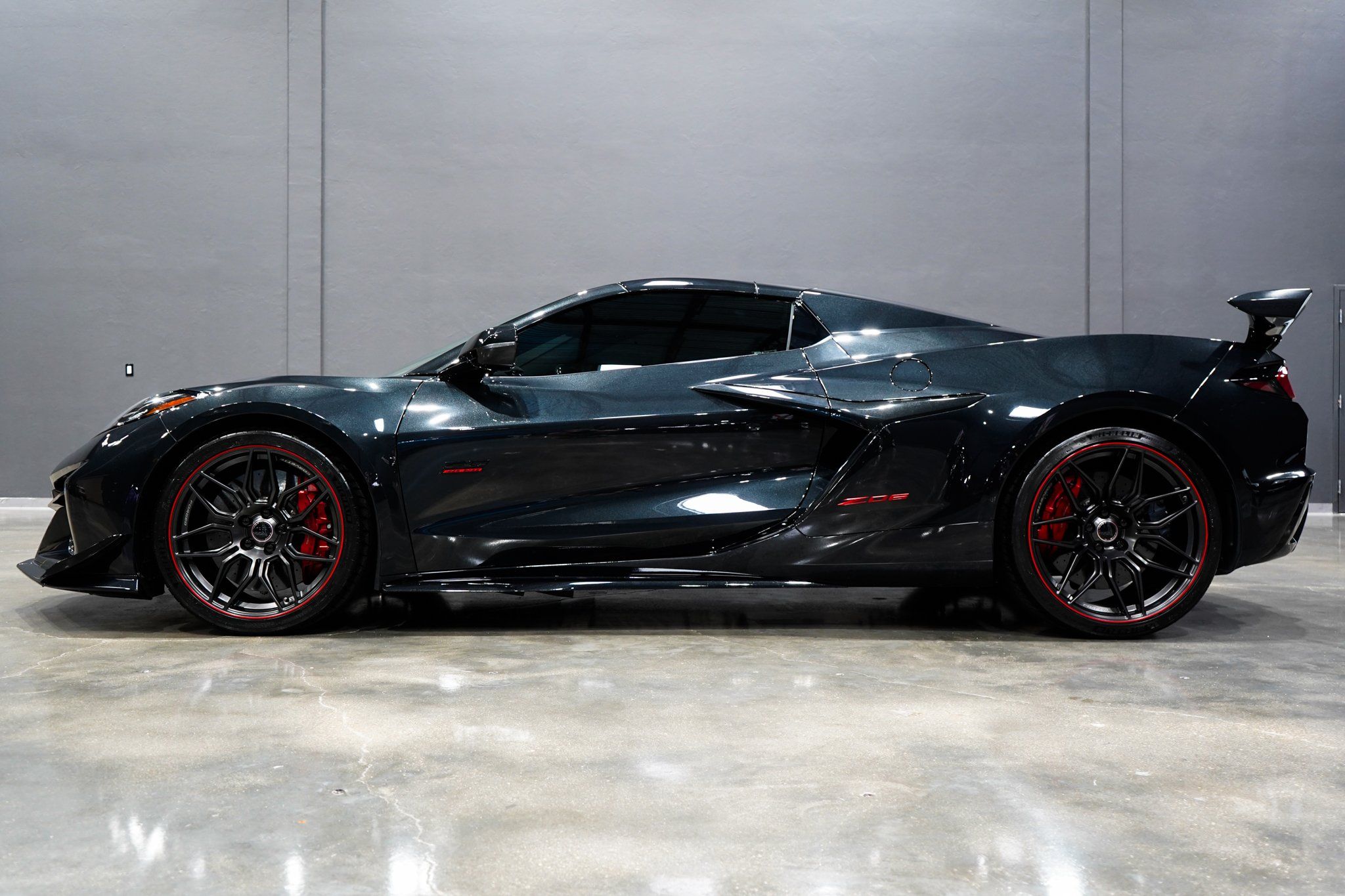 2023 Chevrolet Corvette Z06 3LZ Convertible photo 18