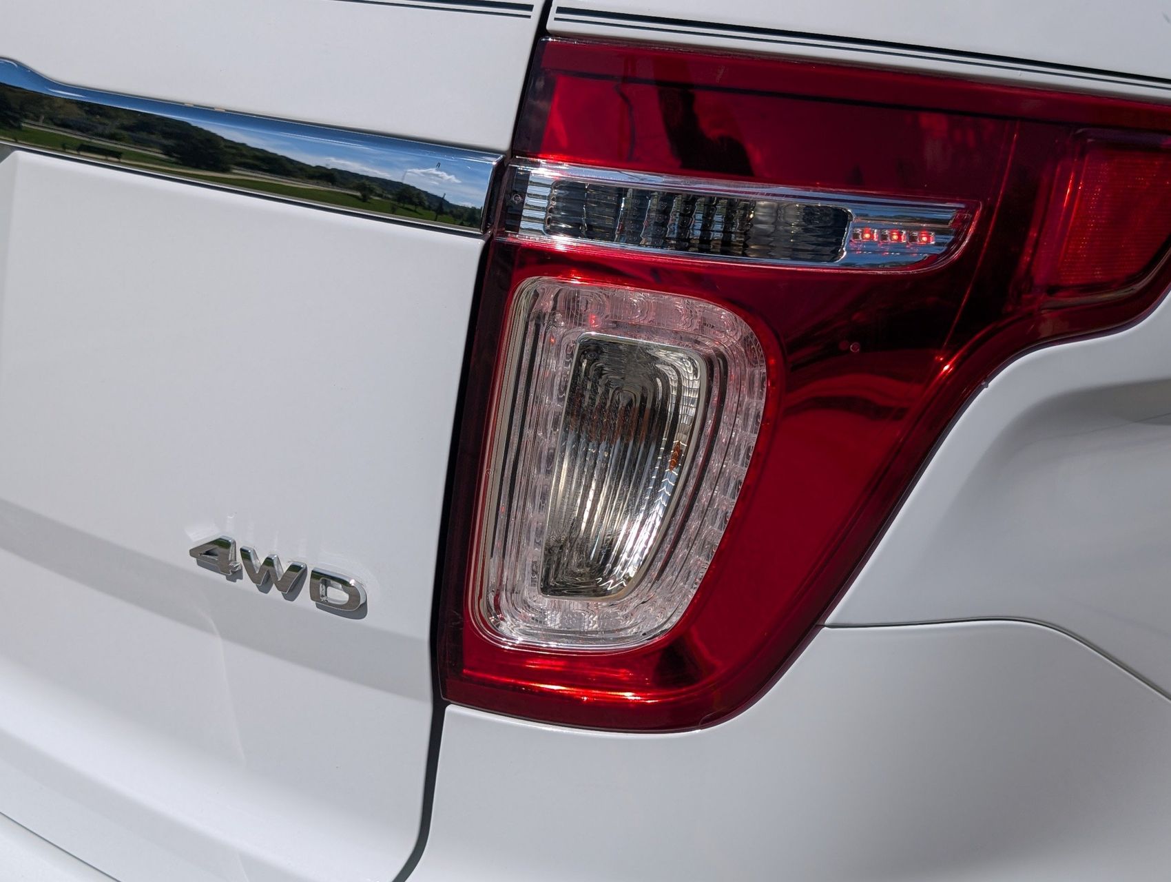 2014 Ford Explorer 17