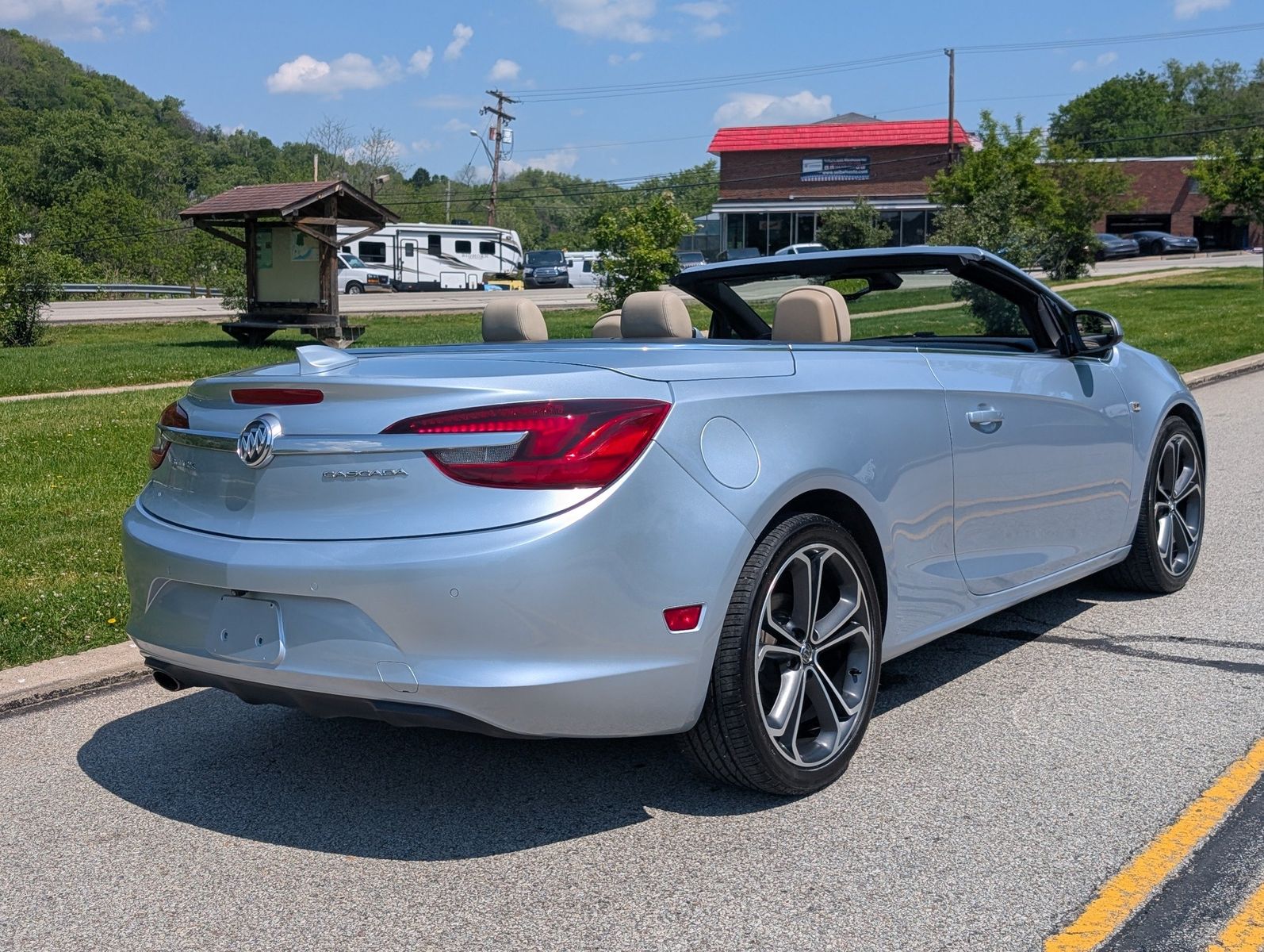 2016 Buick Cascada 13