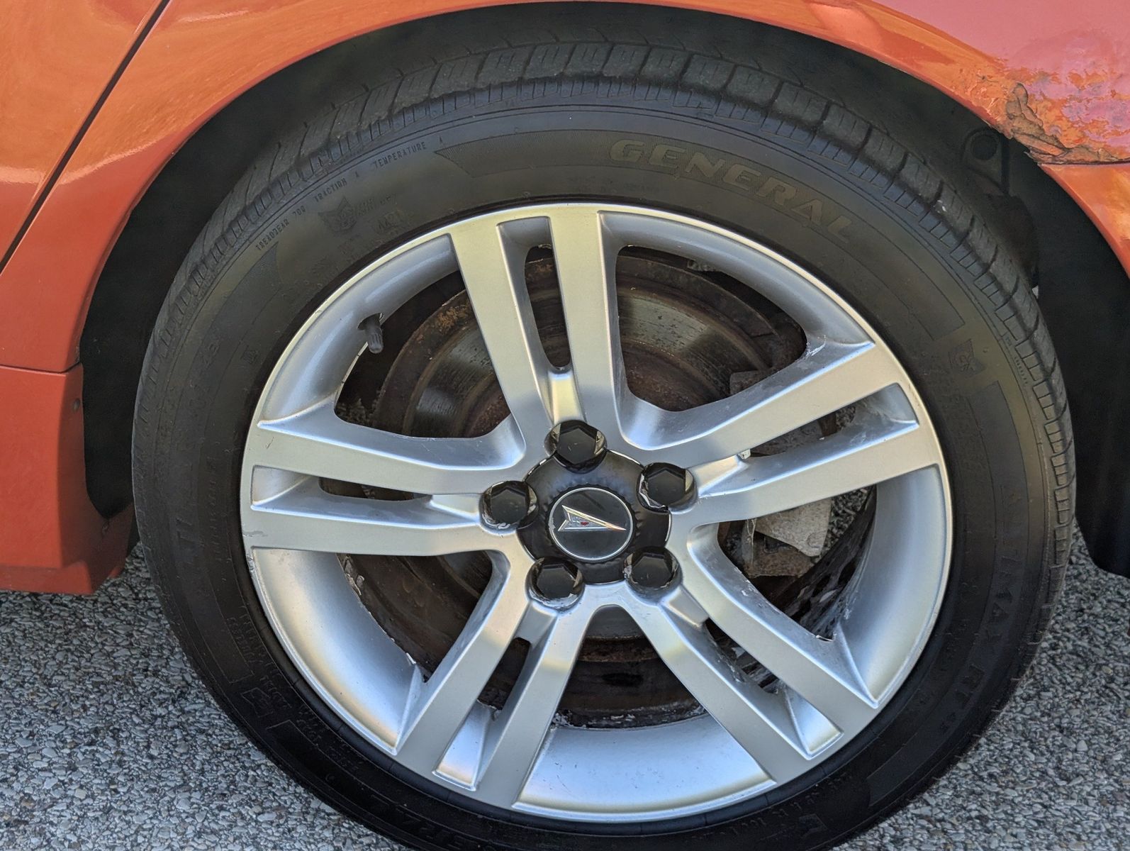 2008 Pontiac G8 41