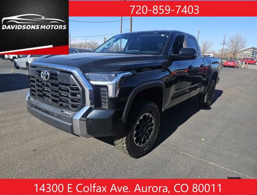 2022 Toyota Tundra SR5's photo