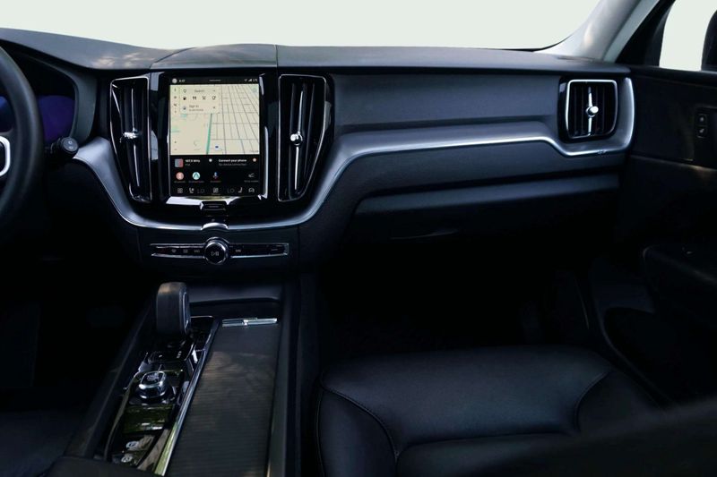 2025 Volvo XC60 B5 Core | Gene Pankey Motors
