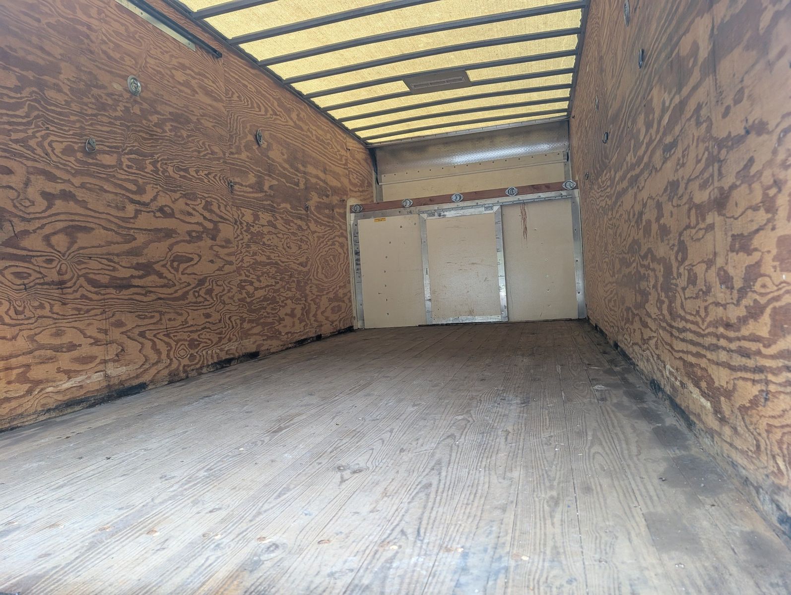 2013 Chevrolet Express 24