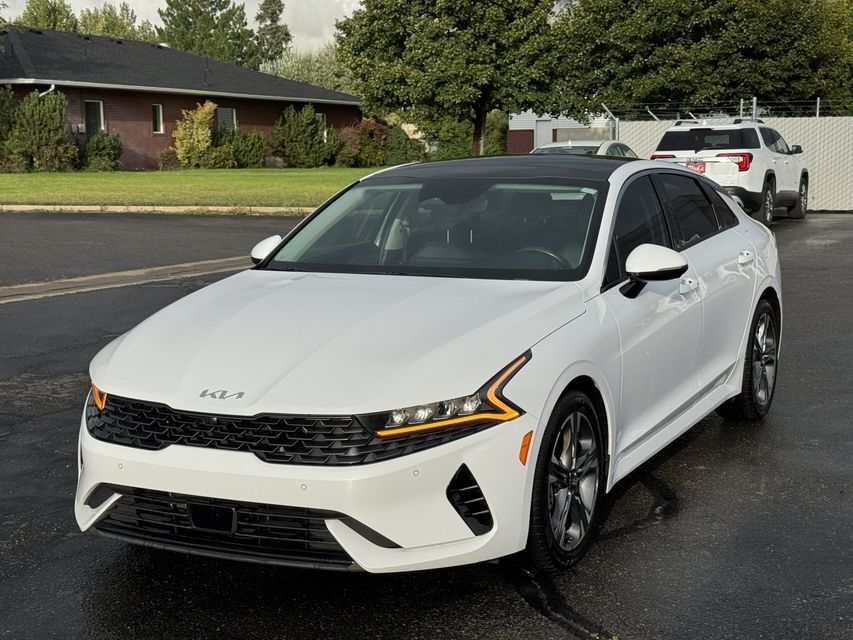 2022 Kia K5 — EX, photo 1 of 15