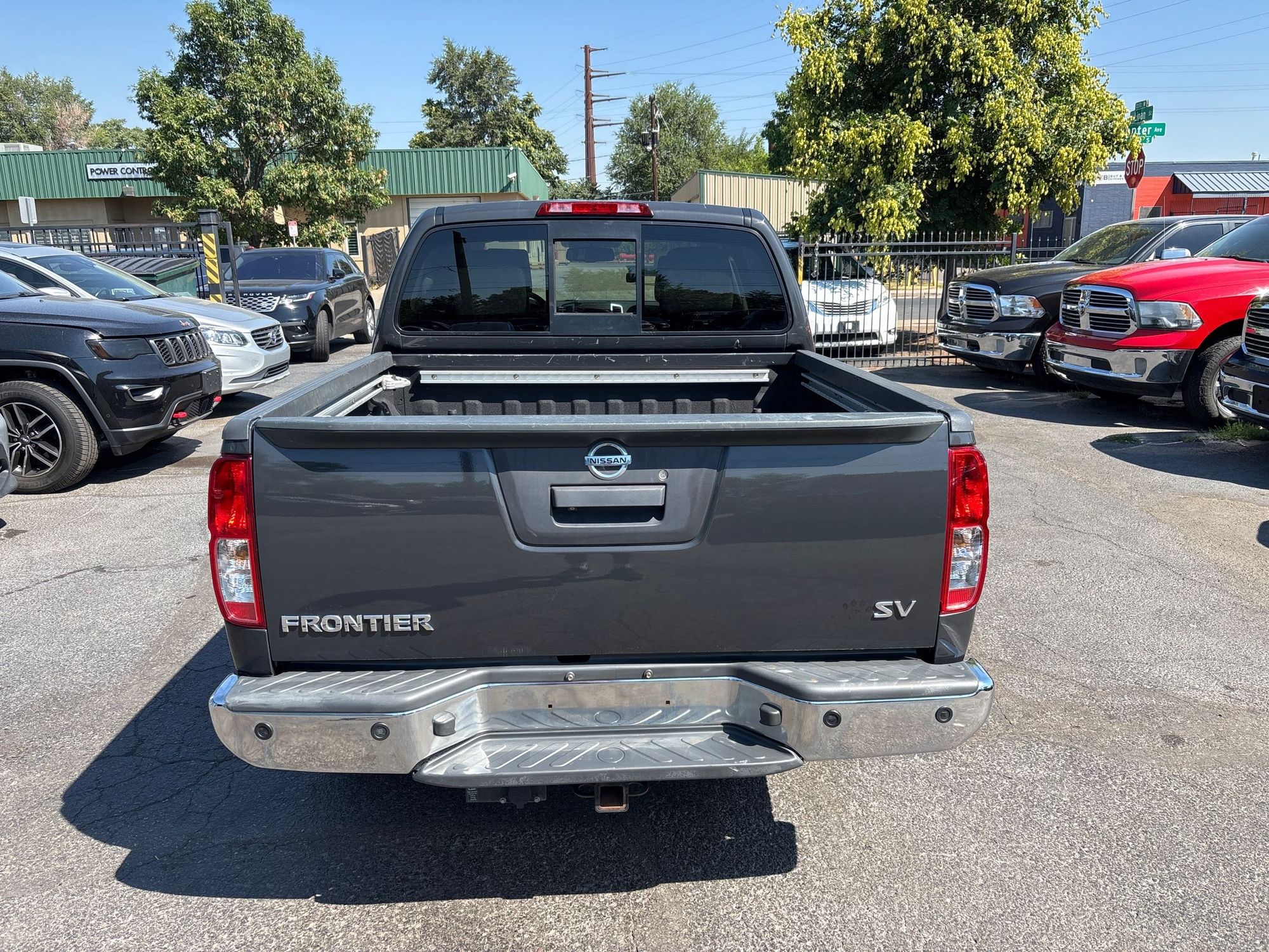 2014 Nissan Frontier SV photo 34