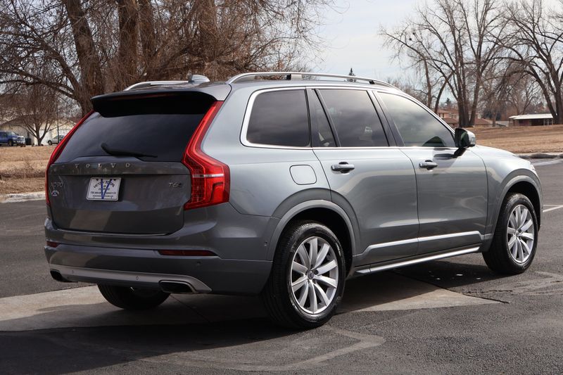 2016 Volvo XC90 T6 Momentum | Victory Motors of Colorado
