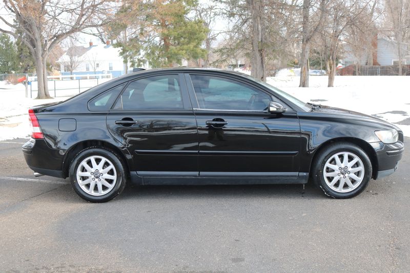 2006 Volvo S40 T5 | Victory Motors of Colorado