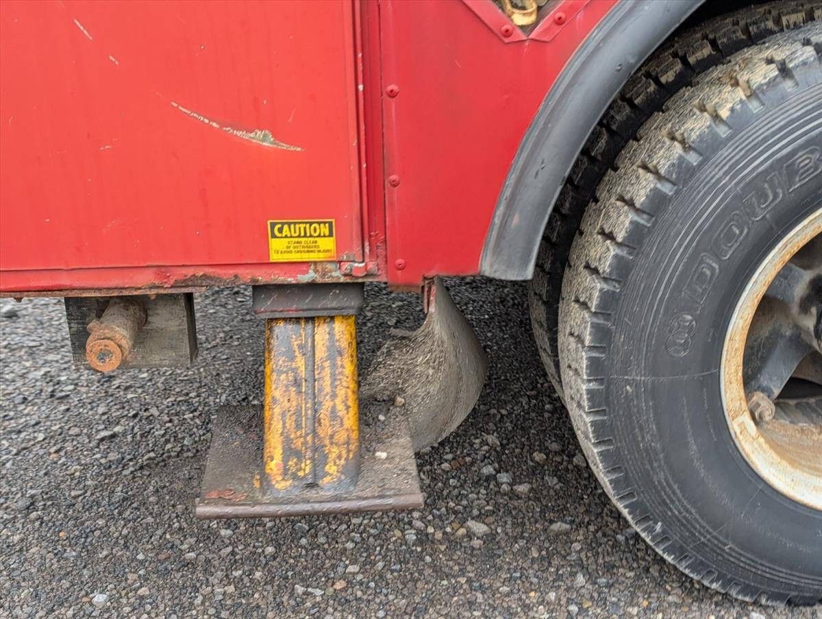 1987 GMC TopKick C70 24