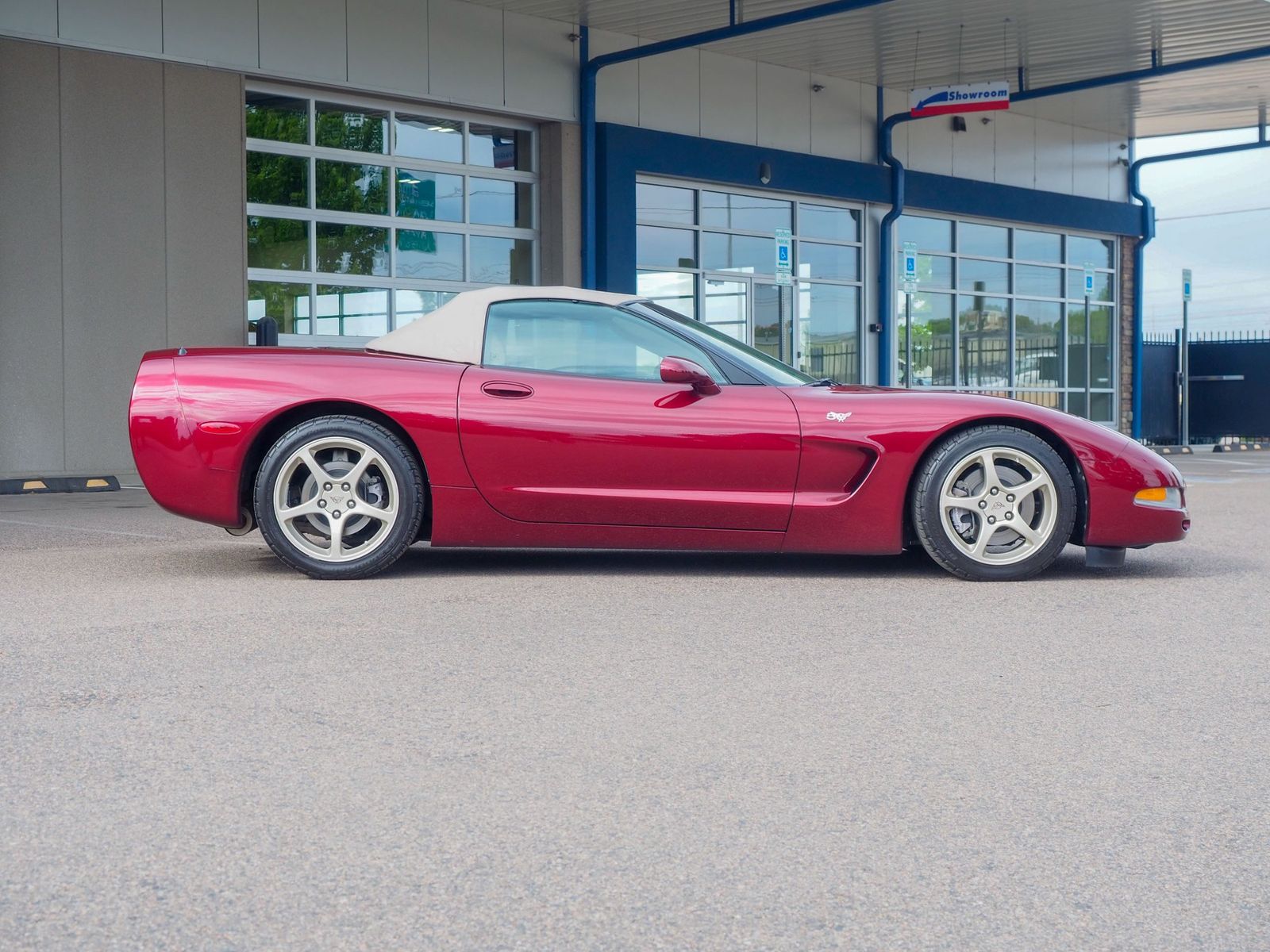2003 Chevrolet Corvette 14