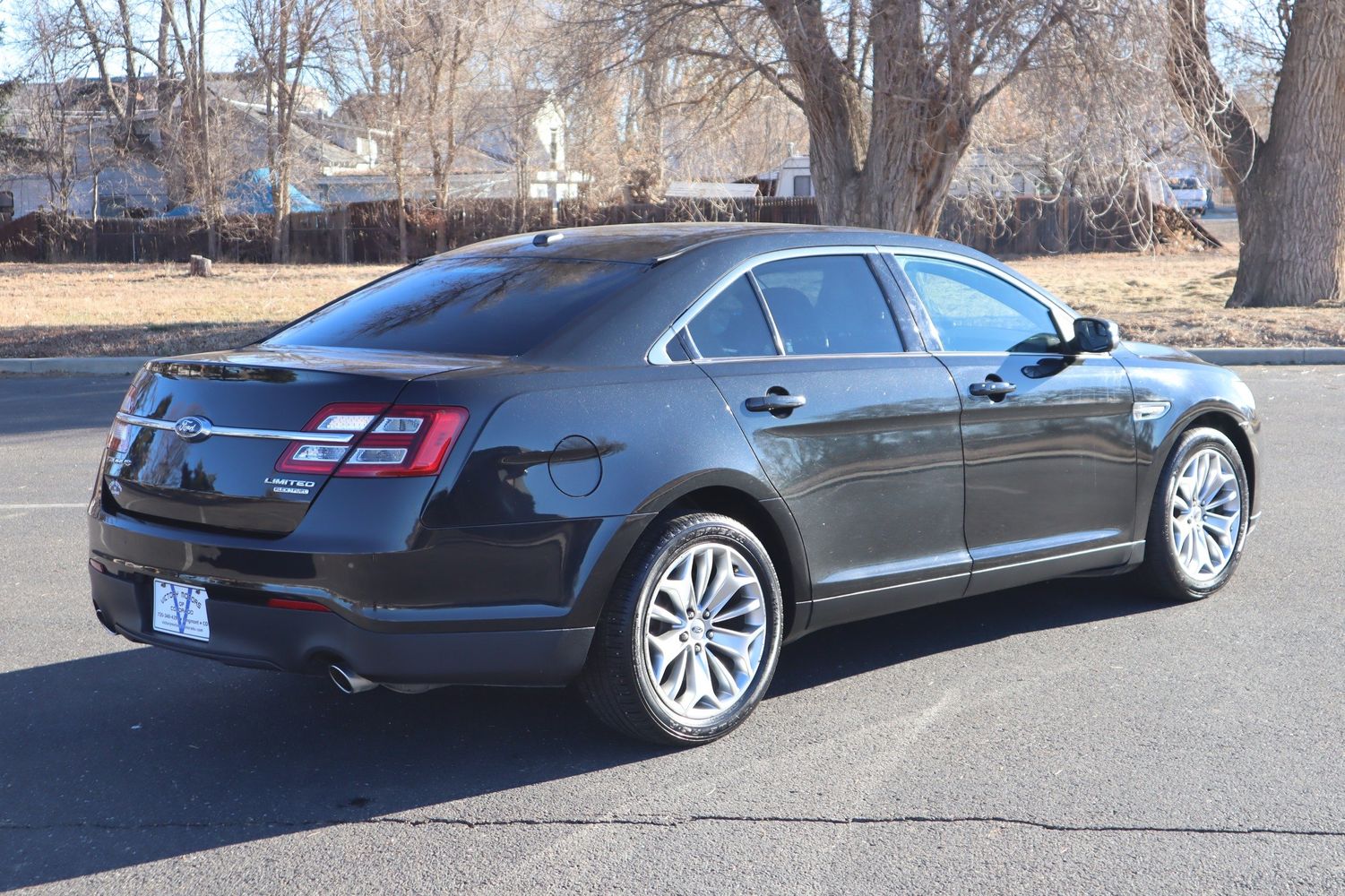 2015 Ford Taurus Limited | Victory Motors of Colorado