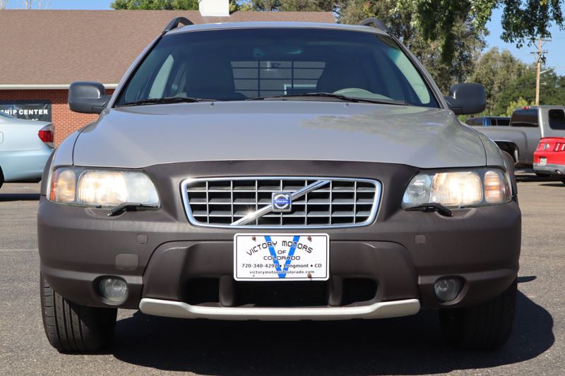 2001 Volvo V70 XC | Victory Motors of Colorado