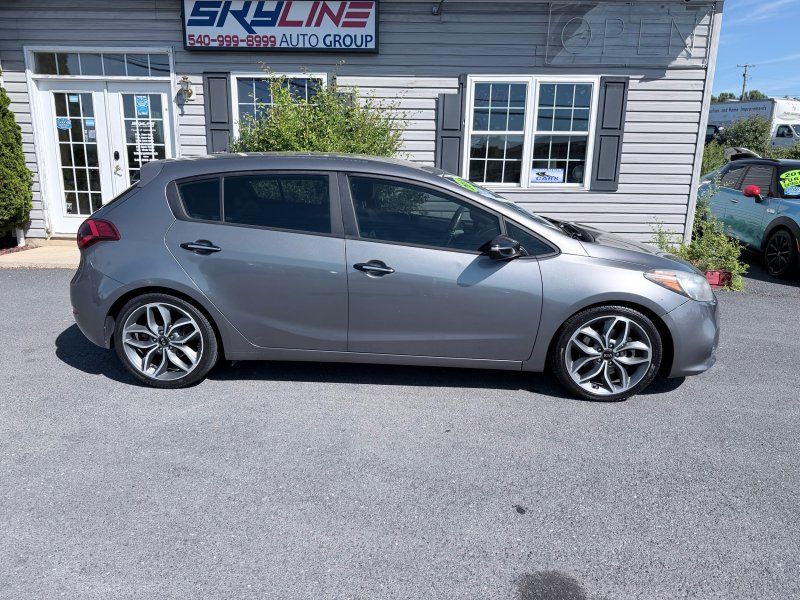 2015 Kia Forte SX AT's photo