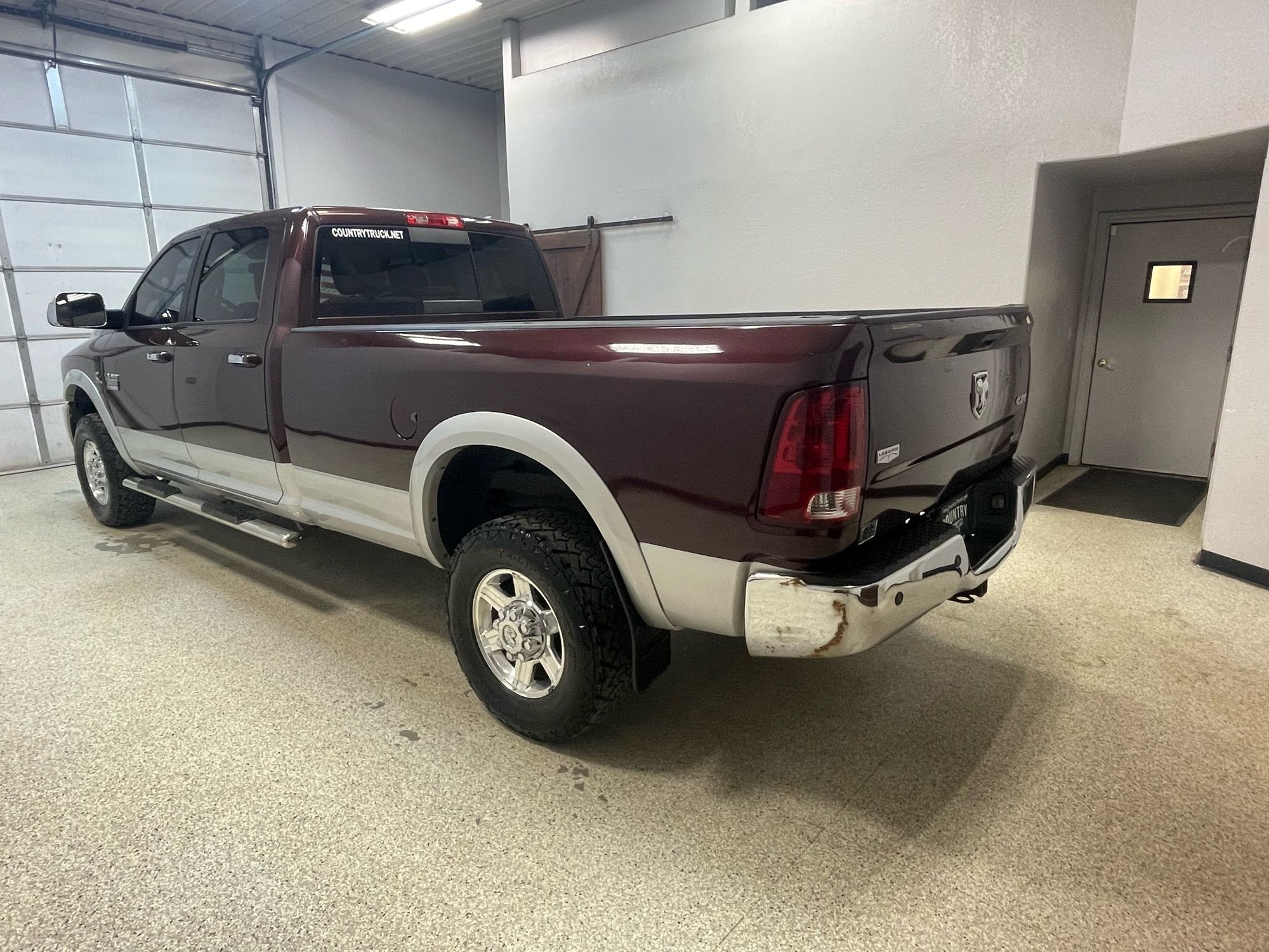 2012 Ram 3500 Laramie photo 3