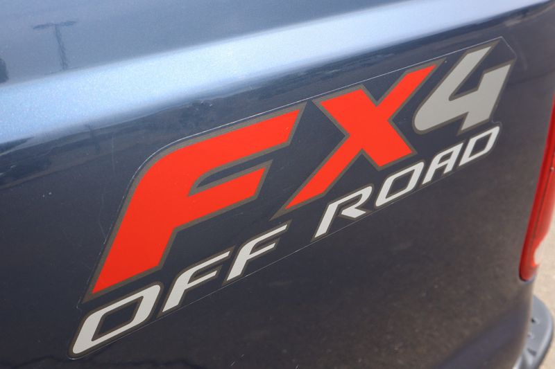 2005 Ford F-250 Super Duty Lariat | Victory Motors of Colorado