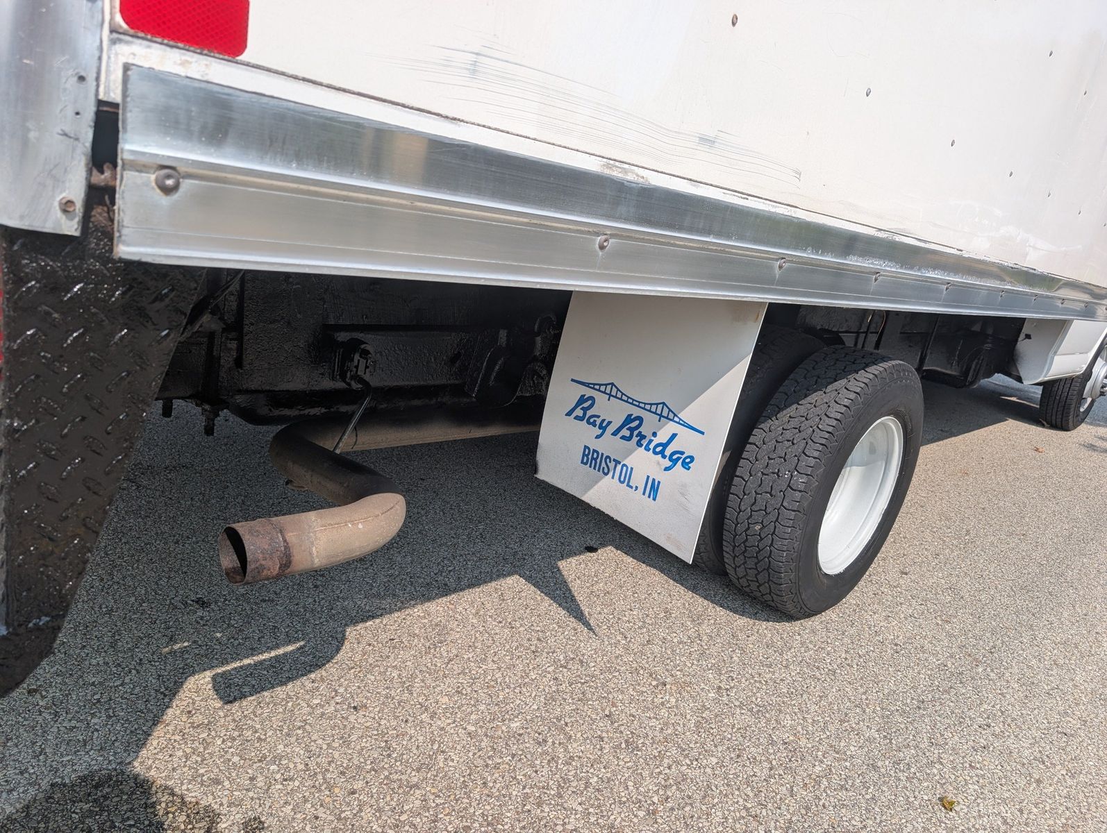 2004 Chevrolet Express Cutaway 37