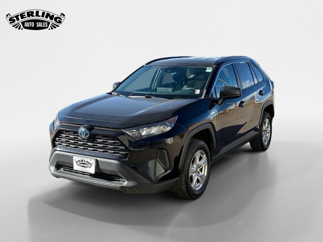 2021 Toyota RAV4 LE's photo