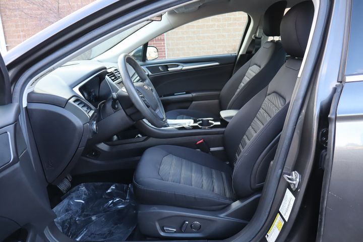 2016 Ford Fusion SE | Victory Motors of Colorado