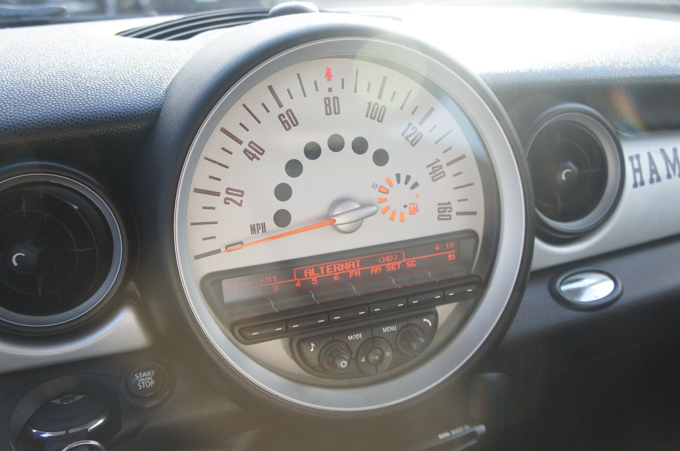 2013 Mini Cooper Hardtop photo 21