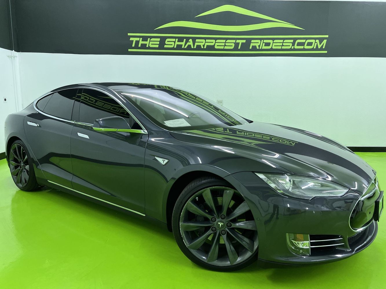 2016 Tesla Model S 90D's photo