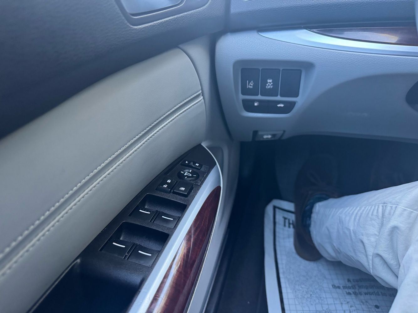 2015 Acura TLX Technology photo 33