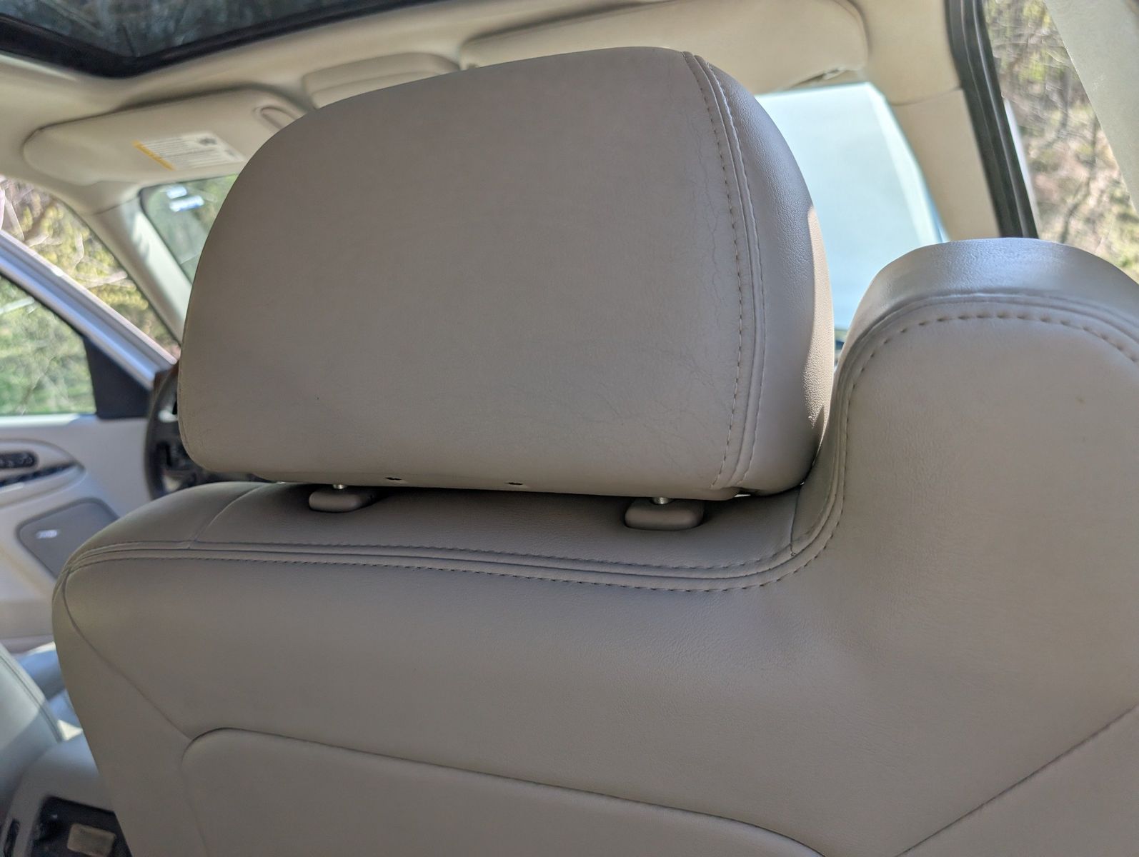 2004 Cadillac Escalade ESV 147