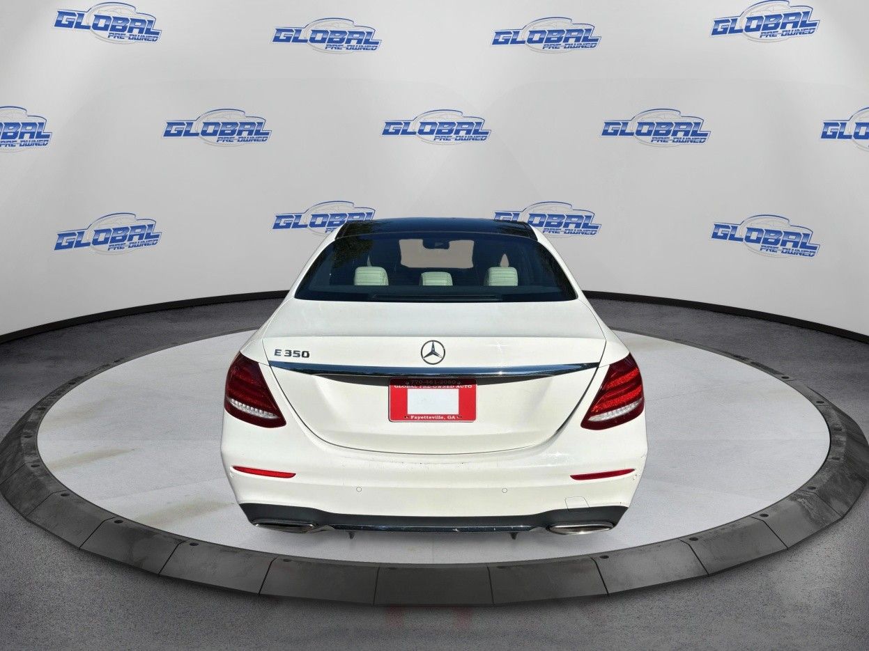 Mercedes-Benz e photo 6
