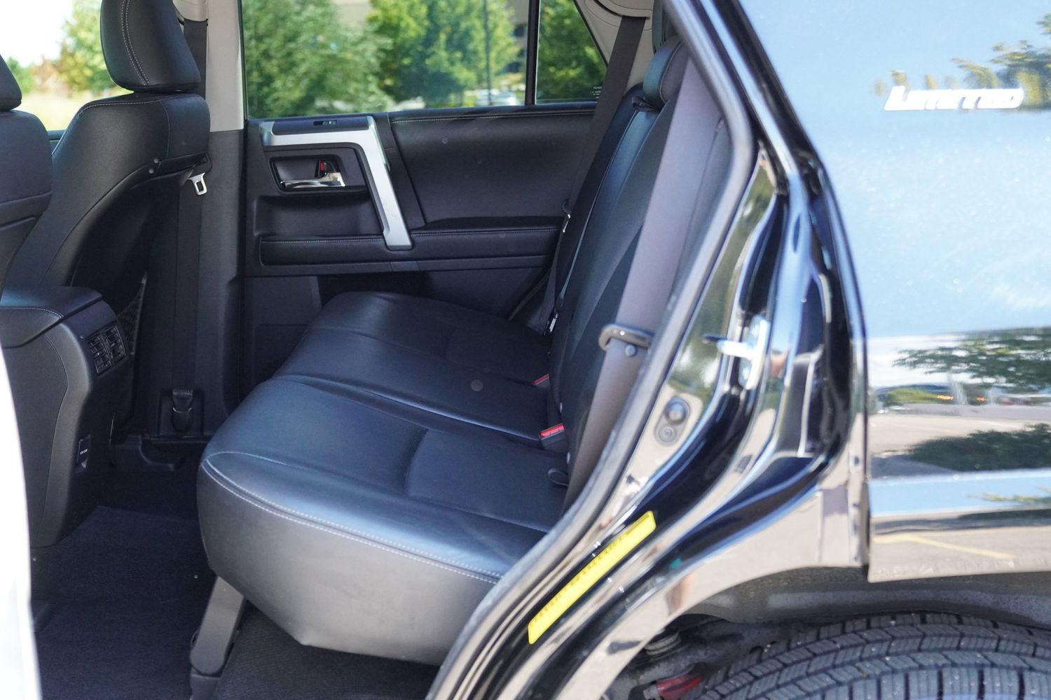 2015 Toyota 4Runner Limited photo 12