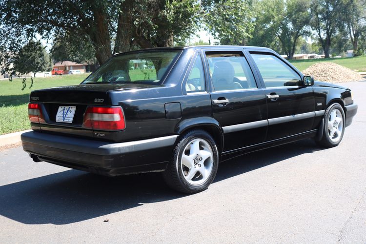 1995 Volvo 850 Turbo | Victory Motors of Colorado