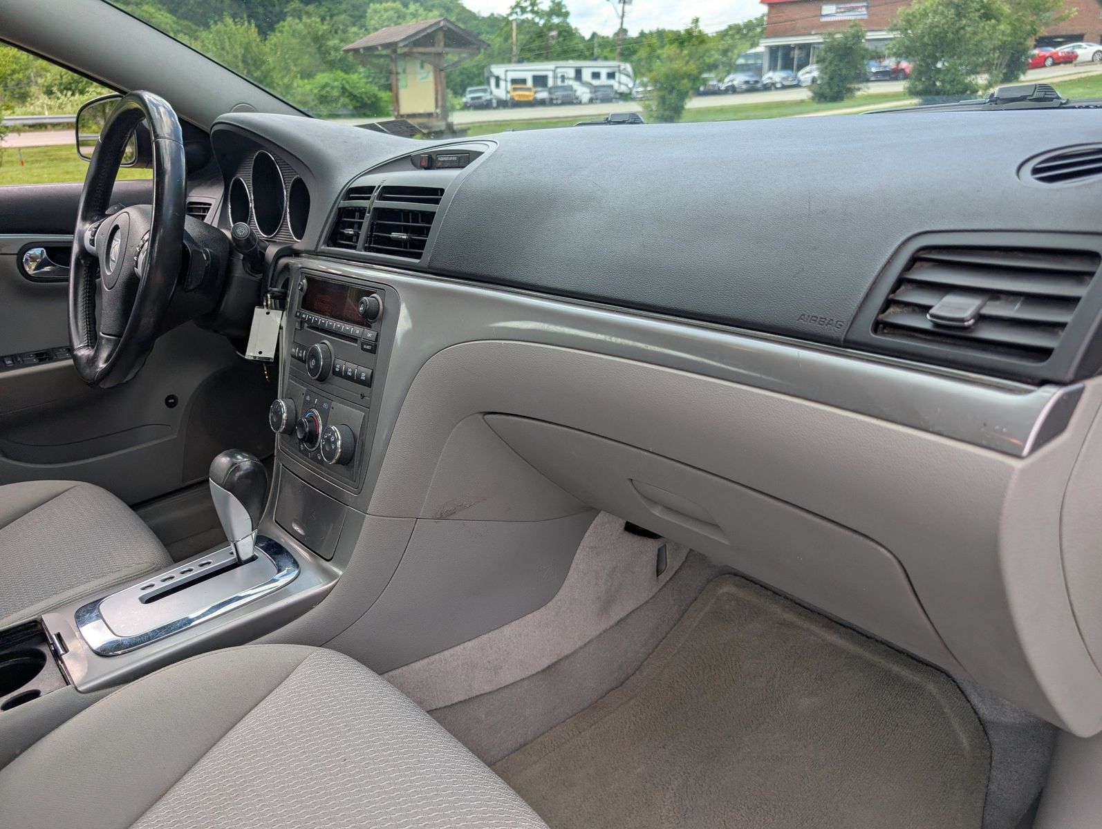 2009 Saturn Aura 71