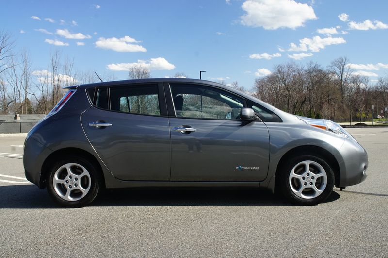 2015 Nissan LEAF SV | Zoom Auto Group - Used Cars New Jersey